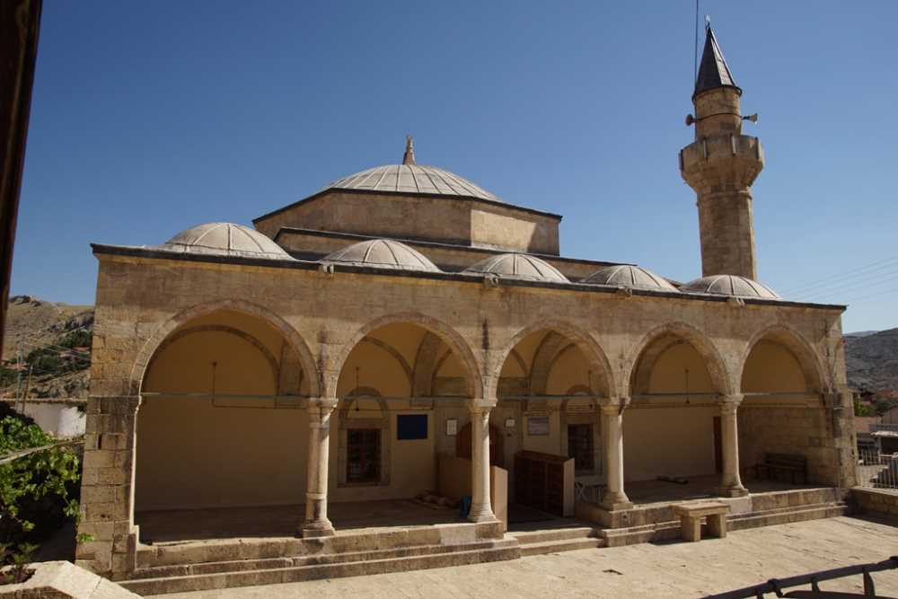 Doğanşehir Köprülü Mehmet Paşa Camii